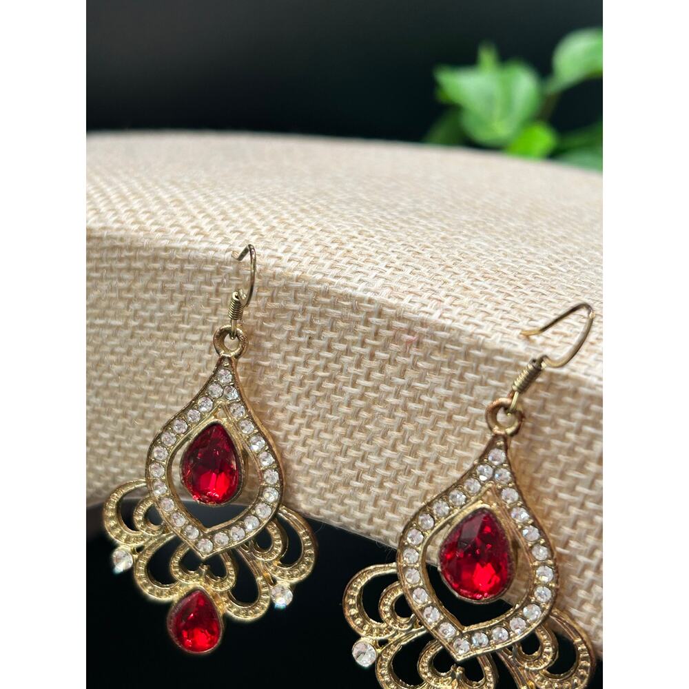 Vintage Gold Tone Red Teardrop Dangle Earrings White Rhinestone Halo Border